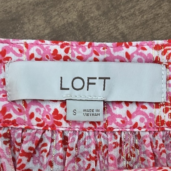 LOFT Pink Floral Shimmer Blouse Women’s Small Popover Top Puff Sleeve‎         J - Picture 5 of 13